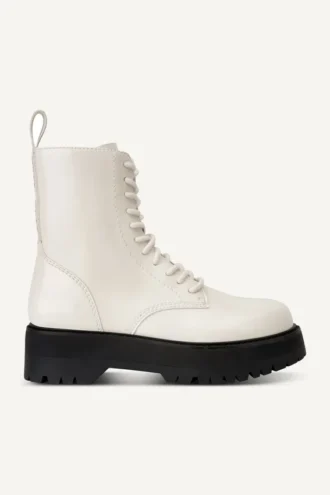 Batu Schnürstiefeletten mit Profilsohle Batu Schnürstiefeletten mit Profilsohle