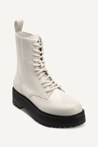 Batu Schnürstiefeletten mit Profilsohle Batu Schnürstiefeletten mit Profilsohle