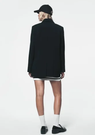 Blazer mit mehreren Knöpfen