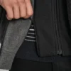 Bomberjacke aus Kunstwolle mit Kapuze und Latzhose Bomberjacke aus Kunstwolle mit Kapuze und Latzhose