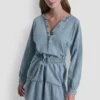 Denim-Kleid mit Gürtel und V-Ausschnitt Denim-Kleid mit Gürtel und V-Ausschnitt