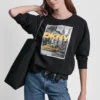 DKNY Taxi Sweatshirt mit fotorealistischem Logo DKNY Taxi Sweatshirt mit fotorealistischem Logo