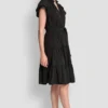 Fit-and-Flare-Kleid mit Puff-Ärmeln und V-Ausschnitt