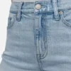 Hoch taillierte, gerade geschnittene Jeans Hoch taillierte, gerade geschnittene Jeans
