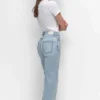 Hoch taillierte, gerade geschnittene Jeans Hoch taillierte, gerade geschnittene Jeans