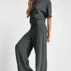 Hoch taillierte Hose mit weitem Bein Hoch taillierte Hose mit weitem Bein