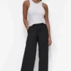 Hoch taillierte Hose mit weitem Bein Hoch taillierte Hose mit weitem Bein