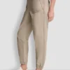 Hoch taillierte, schmal geschnittene Utility-Jogginghose Hoch taillierte, schmal geschnittene Utility-Jogginghose