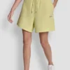 Hoch taillierte Sweat-Shorts mit Logo