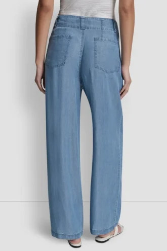 Hoch taillierte Tencel-Jeans mit weitem Bein
