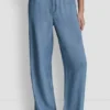 Hoch taillierte Tencel-Jeans mit weitem Bein