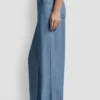 Hoch taillierte Tencel-Jeans mit weitem Bein