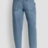 Hoch taillierte Utility-Jeans mit geradem Bein Hoch taillierte Utility-Jeans mit geradem Bein