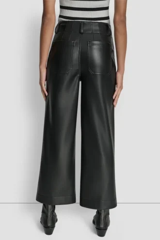 Hoch taillierte, verkürzte Hose mit weitem Bein Hoch taillierte, verkürzte Hose mit weitem Bein