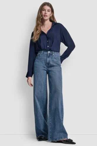 Hoch taillierte, weit geschnittene Hose