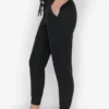 Hoch taillierte, zweifarbige Jogginghose mit Logo und Kordelzug Hoch taillierte, zweifarbige Jogginghose mit Logo und Kordelzug