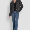 Jacke mit Knöpfen und praktischen Taschen Jacke mit Knöpfen und praktischen Taschen