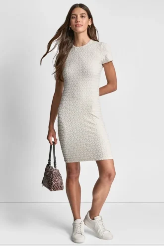 Jacquard-Kleid mit Rundhalsausschnitt und Logo