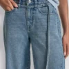 Jeans mit mittlerer Leibhöhe Jeans mit mittlerer Leibhöhe