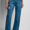 Jeans mit mittlerer Leibhöhe, Nieten und Aufnähern, Straight-Bein-Jeans