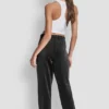 Jogginghose aus Velours mit Strass-Logo und Relaxed Fit Jogginghose aus Velours mit Strass-Logo und Relaxed Fit