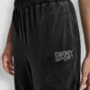 Jogginghose aus Velours mit Strass-Logo und Relaxed Fit Jogginghose aus Velours mit Strass-Logo und Relaxed Fit