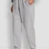 Jogginghose mit hochgeschnittenem Bund, Relaxed Fit und Varisty-Logo aus Strasssteinen Jogginghose mit hochgeschnittenem Bund, Relaxed Fit und Varisty-Logo aus Strasssteinen