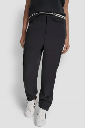 Jogginghose mit hoher Taille und Reißverschluss am Knöchel
