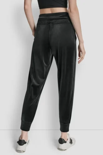 Jogginghose mit Slim-Fit-Schnitt, Velours und hochdichtem Sticklogo