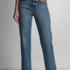 Klassische Straight-Jeans mit hoher Leibhöhe Klassische Straight-Jeans mit hoher Leibhöhe