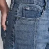 Klassische Straight-Leg-Jeans mit hoher Leibhöhe und Bündchen