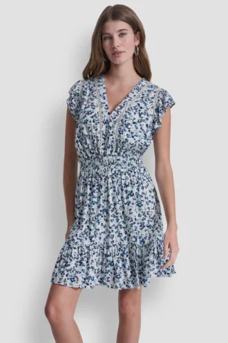 Kleid mit gesmokter Taille und V-Ausschnitt Kleid mit gesmokter Taille und V-Ausschnitt