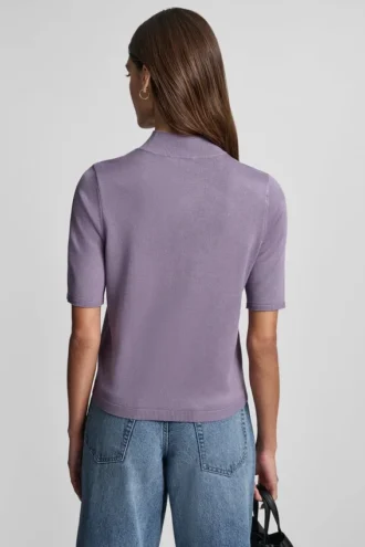 Kurzärmeliger Pullover mit Hotfix-Logo und Stehkragen