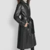 Langer Trenchcoat aus Kunstleder Langer Trenchcoat aus Kunstleder