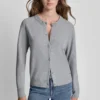 Langärmelige Strickjacke mit Strass-Knöpfen Langärmelige Strickjacke mit Strass-Knöpfen