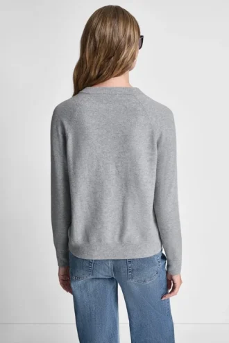 Langärmelige Strickjacke mit Strass-Knöpfen