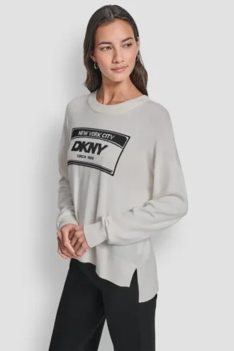 Langärmeliger Pullover mit Nummernschild-Logo