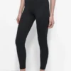 Leggings mit mittlerer Leibhöhe und 7/8-Beinlänge Leggings mit mittlerer Leibhöhe und 7/8-Beinlänge