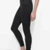 Leggings mit mittlerer Leibhöhe und 7/8-Beinlänge Leggings mit mittlerer Leibhöhe und 7/8-Beinlänge