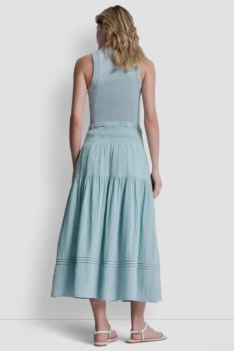 Maxi-Röck mit geraffter Taille und Stufen
