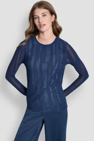Mehrlagiger Pullover mit gemischten Ziernähten