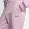 Metallic-Bubble-Logo-Cropped-Hose mit hoher Leibhöhe Metallic-Bubble-Logo-Cropped-Hose mit hoher Leibhöhe
