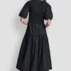 Midi-Kleid im Henley-Stil mit Rippbündchen und Puff-Ärmeln Midi-Kleid im Henley-Stil mit Rippbündchen und Puff-Ärmeln