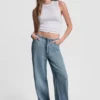 Mittlere Leibhöhe, Relaxed Fit, gerade Beine mit Kordelzügen Mittlere Leibhöhe, Relaxed Fit, gerade Beine mit Kordelzügen