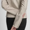 Motorradjacke aus Kunstleder mit Druckknopf-Kragen Motorradjacke aus Kunstleder mit Druckknopf-Kragen