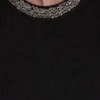 Pullover mit verzierten Ausschnitten