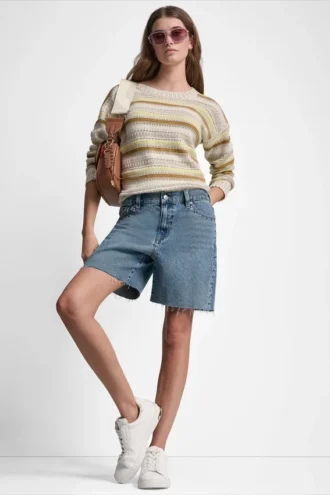 relaxed fit short mit mittlerer leibhhe 1 330x495 - Relaxed Fit-Short mit mittlerer Leibh&ouml;he
