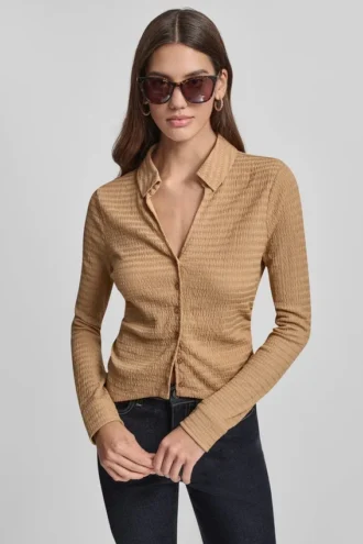 Ripple-Spitzen-Shirt mit V-Ausschnitt Ripple-Spitzen-Shirt mit V-Ausschnitt