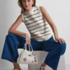 Ärmelloser gestreifter Pullover