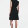 Ärmelloses Kleid mit Nadelstreifen Ärmelloses Kleid mit Nadelstreifen